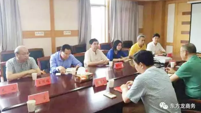 陪同通用航空投資選址項(xiàng)目方考察江蘇金湖，達(dá)成合作共識(shí)，三方共同簽訂投資意向協(xié)議