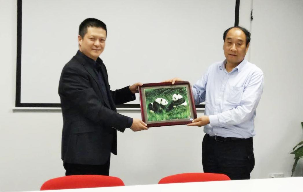安徽馬鞍山市當(dāng)涂縣長帶隊(duì)考察東方龍商務(wù)，達(dá)成委托招商合作意向