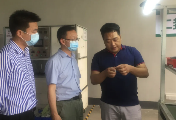 陪同湖北襄陽政府園區(qū)對接考察聚合物鋰電池擴(kuò)建投資選址項目,以點對點對接促進(jìn)產(chǎn)業(yè)深度融合 陪同湖北襄陽政府園區(qū)對接考察聚合物鋰電池擴(kuò)建投資選址項目,以點對點對接促進(jìn)產(chǎn)業(yè)深度融合