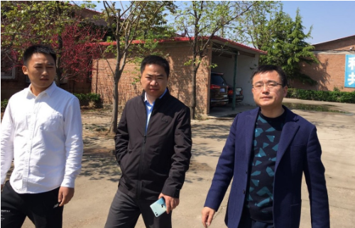 陪同政府園區(qū)對接考察老牌調(diào)味品精深加工投資選址項目，促進(jìn)食品加工產(chǎn)業(yè)鏈發(fā)展