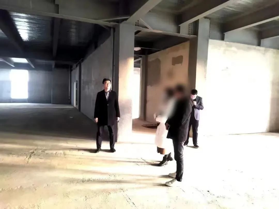品勝等知名企業供應商！電子產品配件材料生產投資選址項目方實地考察甘肅某地方政府