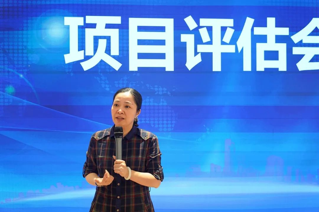 迎進(jìn)博，抓服務(wù)，東方龍商務(wù)再出擊！10月下旬，集團(tuán)共35個(gè)優(yōu)質(zhì)投資選址項(xiàng)目通過(guò)評(píng)估