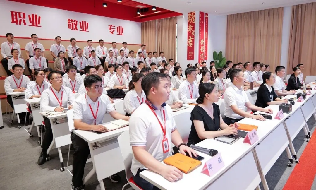 領(lǐng)航招商，項目先行！8月上旬，集團(tuán)共45個優(yōu)質(zhì)投資選址項目通過評估