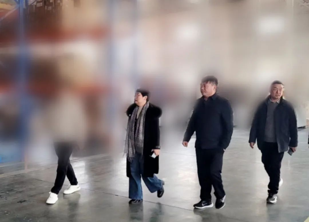 產品線十分豐富，國內擁有多處成熟基地！河南某地方政府實地對接高端運動服飾擴建投資選址項目