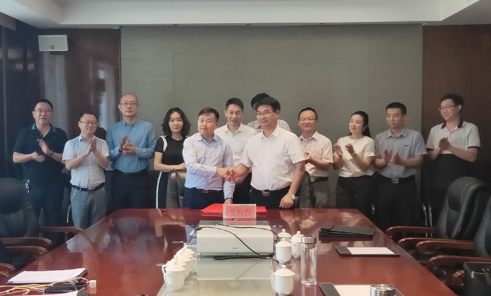 東方龍商務集團成立5周年系列報道之四 服務篇《升級服務質量永遠在路上》 東方龍商務集團成立5周年系列報道之四 服務篇《升級服務質量永遠在路上》