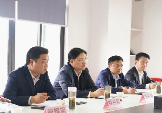集團成功舉行湖北孝感應城市委托招商引資啟動會,強力助推四大重點產業創新轉型 集團成功舉行湖北孝感應城市委托招商引資啟動會,強力助推四大重點產業創新轉型