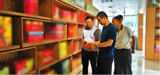 A股上市集團全資企業(yè)投資選址項目成功考察陜西政府,攜手打造品牌農(nóng)業(yè)服務(wù)基地 A股上市集團全資企業(yè)投資選址項目成功考察陜西政府,攜手打造品牌農(nóng)業(yè)服務(wù)基地