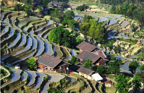 助力湖南婁底市新化縣委托招商引資，精準(zhǔn)匹配優(yōu)質(zhì)項(xiàng)目，增強(qiáng)經(jīng)濟(jì)創(chuàng)新力和競(jìng)爭(zhēng)力